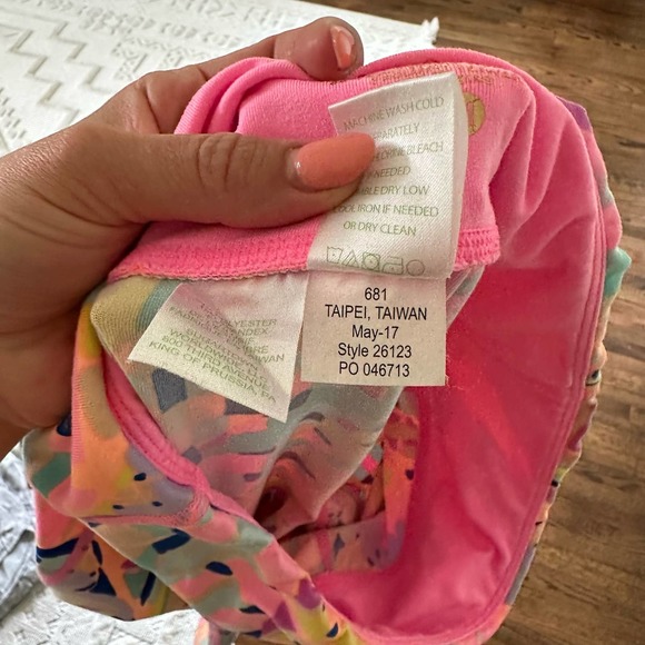 Lilly Pulitzer Weekender Luxletic Cropped Leggings in Pink Plantain 26123 - Picture 11 of 11